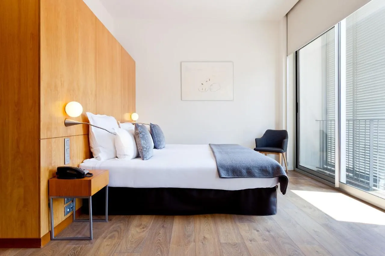 Hotel Condes De Barcelona 4*,