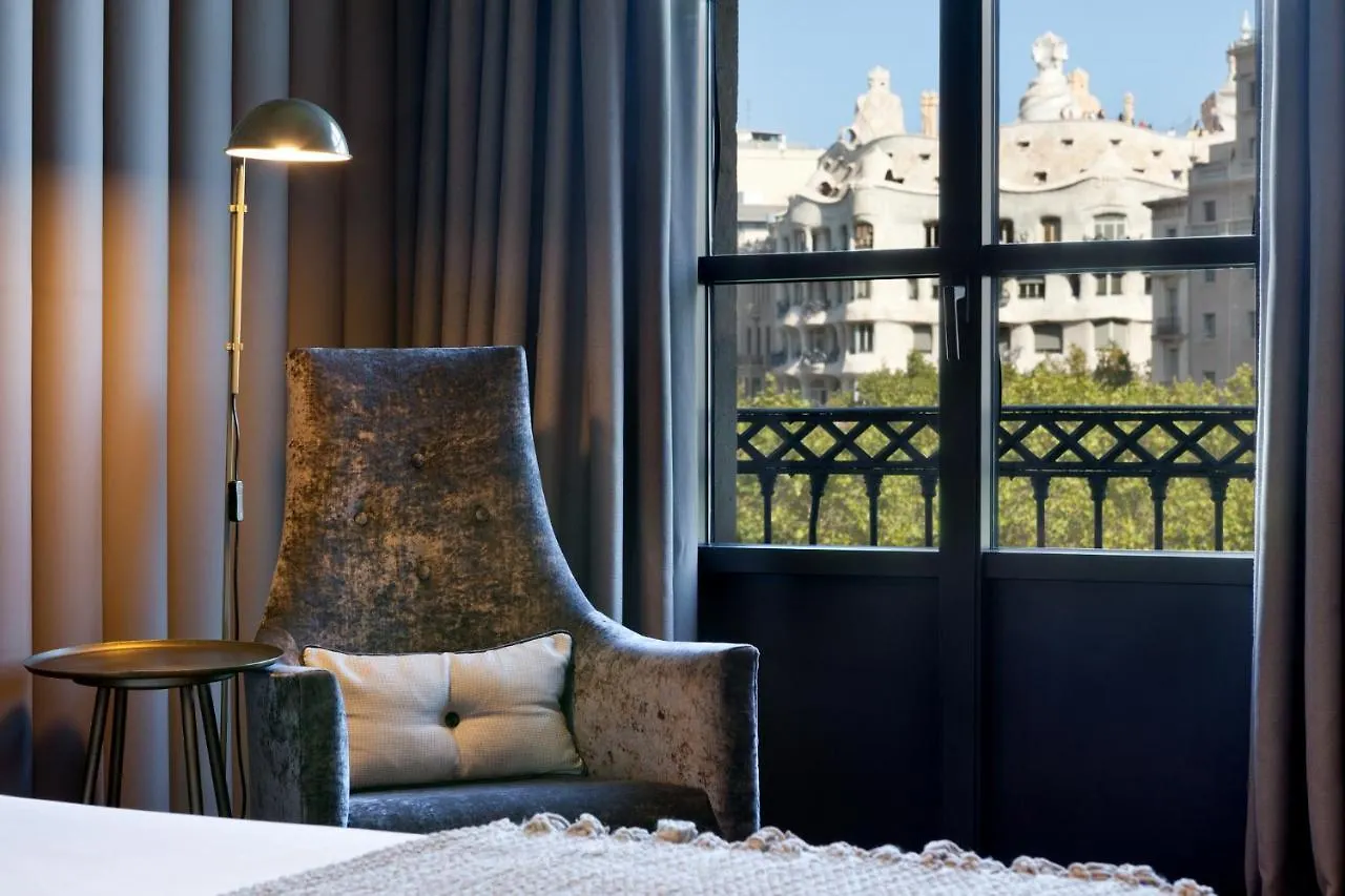 Hotel Condes De Barcelona 4*,