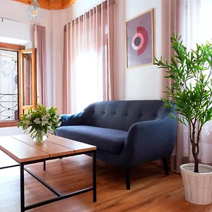 https://catedral-suites.es-andalucia.com